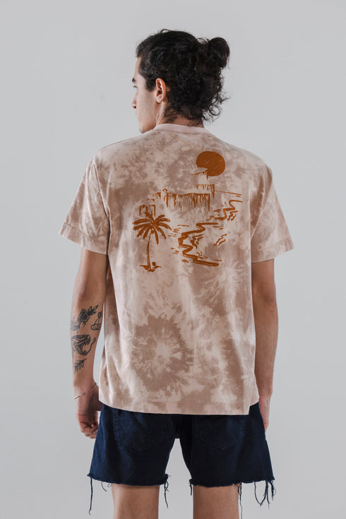 Camiseta Agroecológica Quintal Tie-dye Urucum e Angico - Fit Oversized